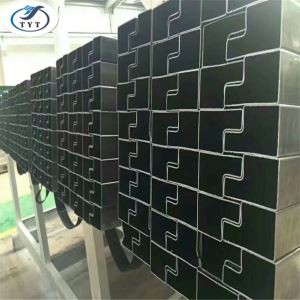 ท่อเหล็กสี่เหลี่ยมผืนผ้าสีดำ Black SS400